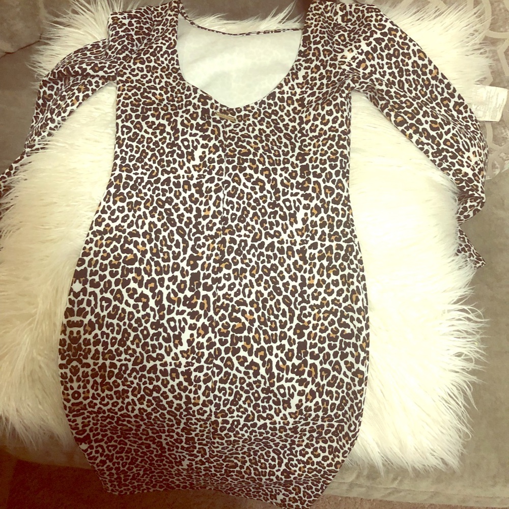 Long Sleeve Leopard Bodycon Dress